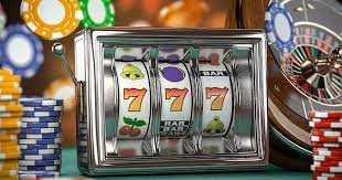 Layar ponsel menampilkan platform dewi888 dengan permainan sportsbook dan live casino